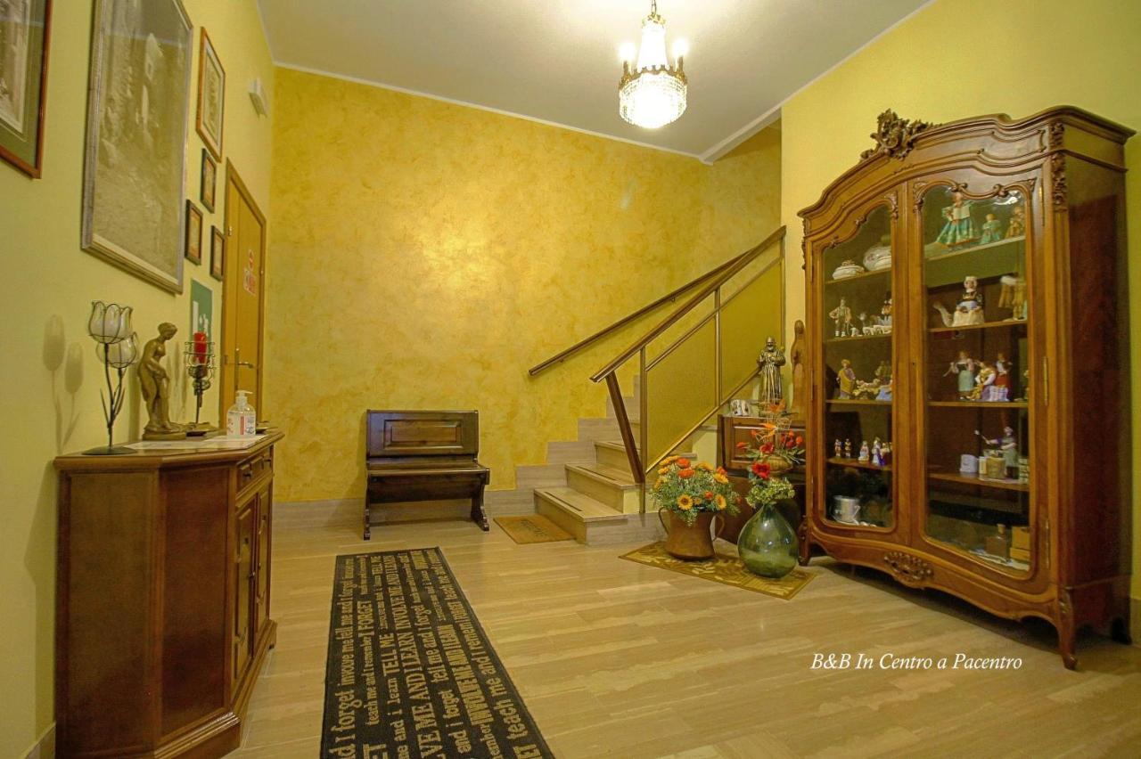 B&B In Centro A Pacentro Eksteriør billede